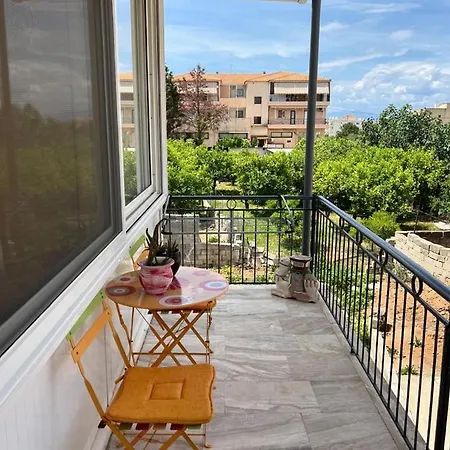 Ellis House Holiday home Paralia Akratas